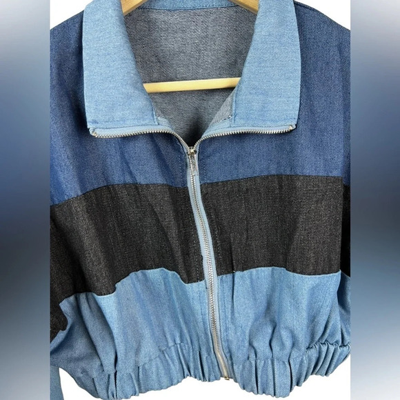 SHEIN • Cut And Sew Zip Up Crop Denim Jacket - Picture 7 of 9